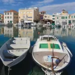 Apartament 3 Bedroom Stunning In