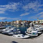 Apartament 3 Bedroom Stunning In *