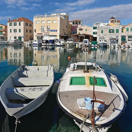 Apartman 3 Bedroom Stunning In
