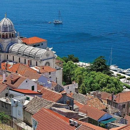 Apartman 3 Bedroom Stunning In Vodice