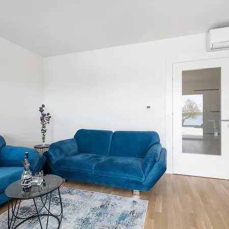 Amazing In With Kitchen