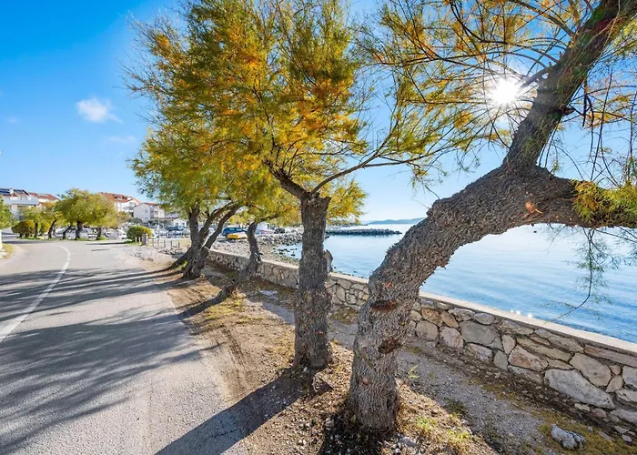 3 Bedroom Stunning In *