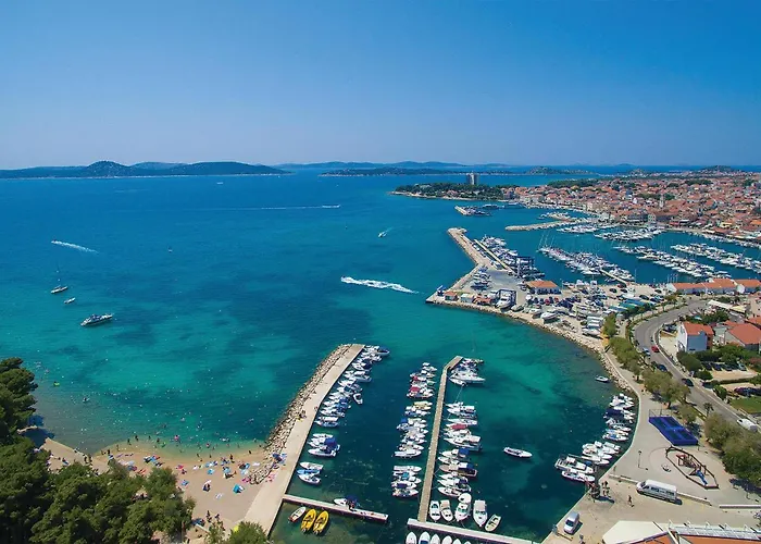 3 Bedroom Stunning In Apartman Vodice
