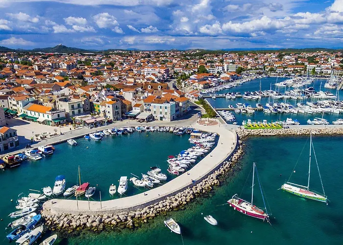 3 Bedroom Stunning In * Vodice